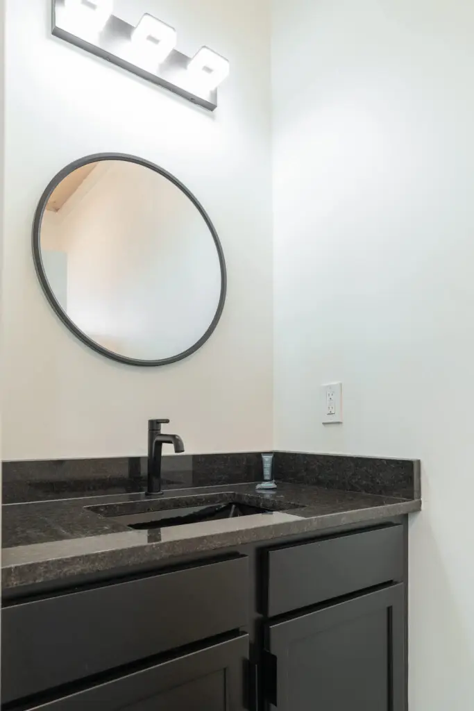 h2klxxbglk8ertaoo9xr